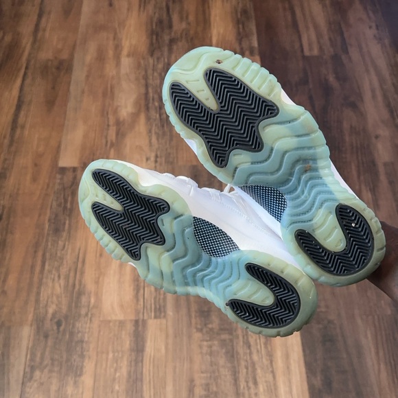 Jordan Columbia 11s (2014) - Picture 4 of 6